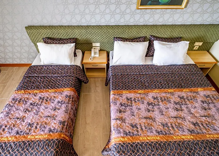 Grand Cortez Halal Family