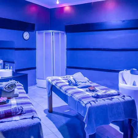 Hotel Grand Cortez Halal Family *