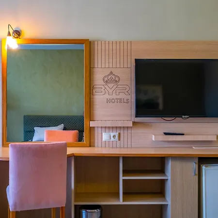 Hotel Grand Cortez Halal Family Konaklı