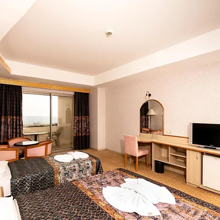 Hotel Grand Cortez Halal Family