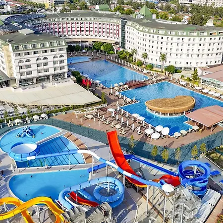 Hotel Grand Cortez Halal Family Konakli