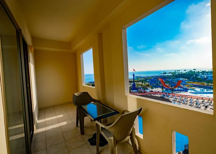 Grand Cortez Halal Family Hotel *