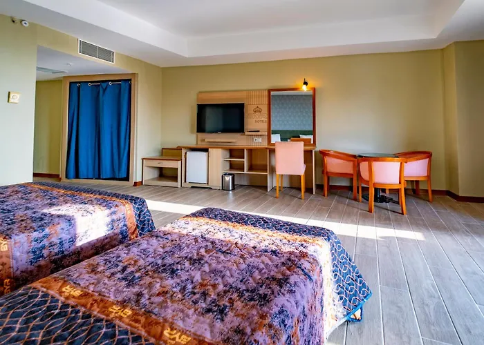 Grand Cortez Halal Family * קונאקלי