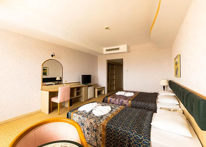 Grand Cortez Halal Family Hotel *